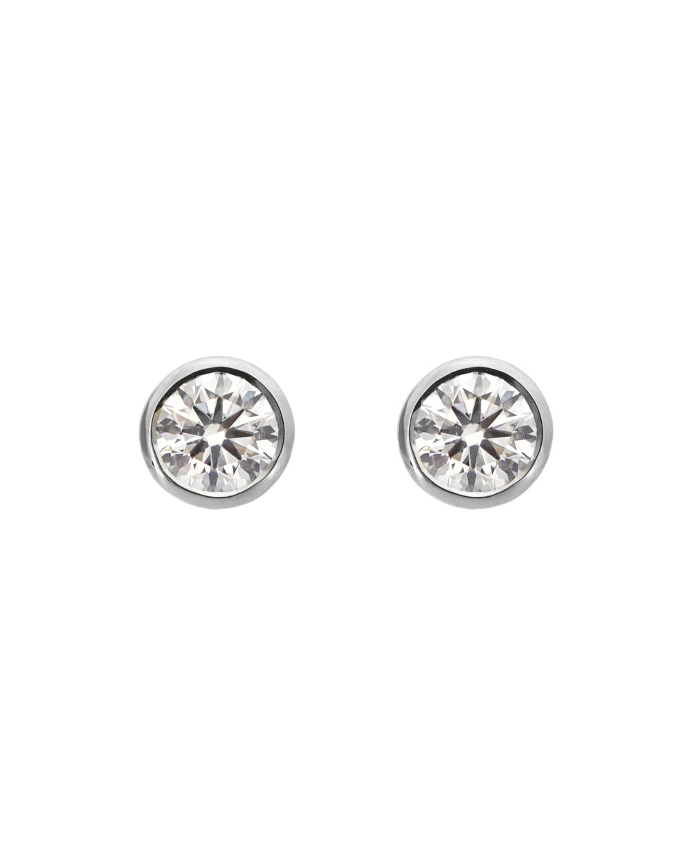 Round Diamond Earrings - Bezel