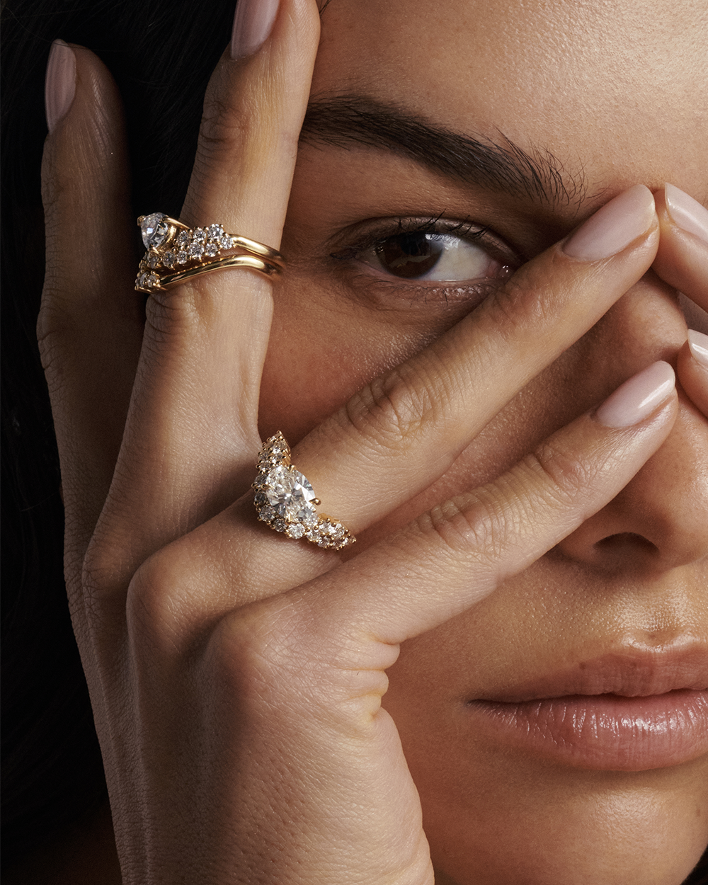 Amelie Curved Band