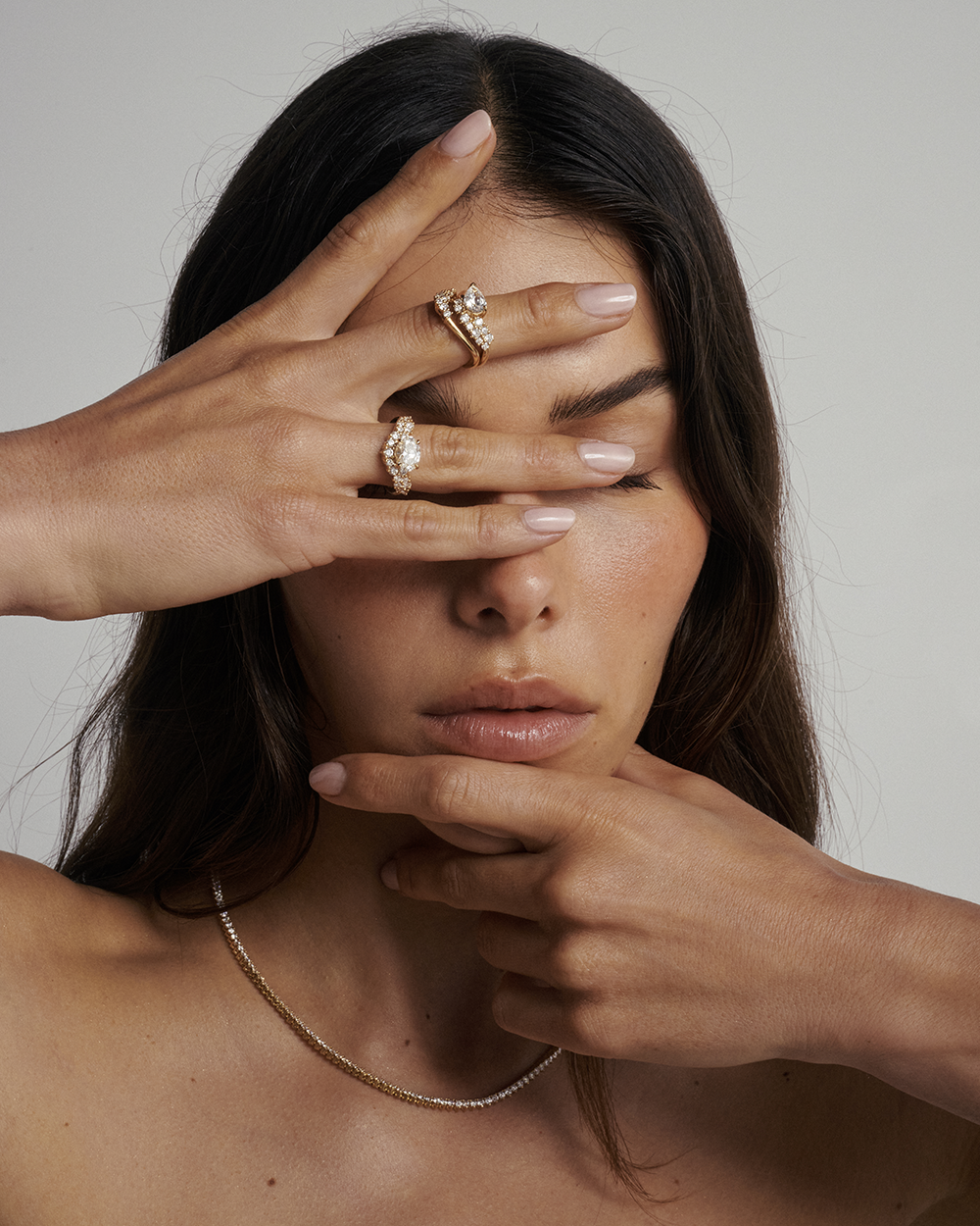 Amelie Curved Band