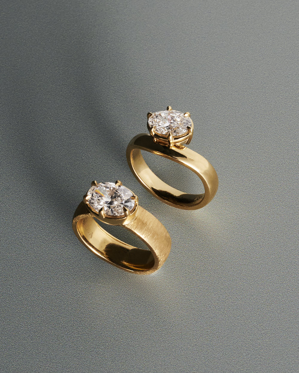 Gaia 1.51ct East West Oval Diamond Ring