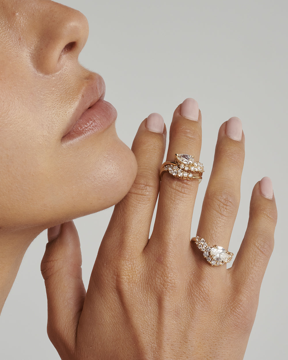 Amelie Curved Band
