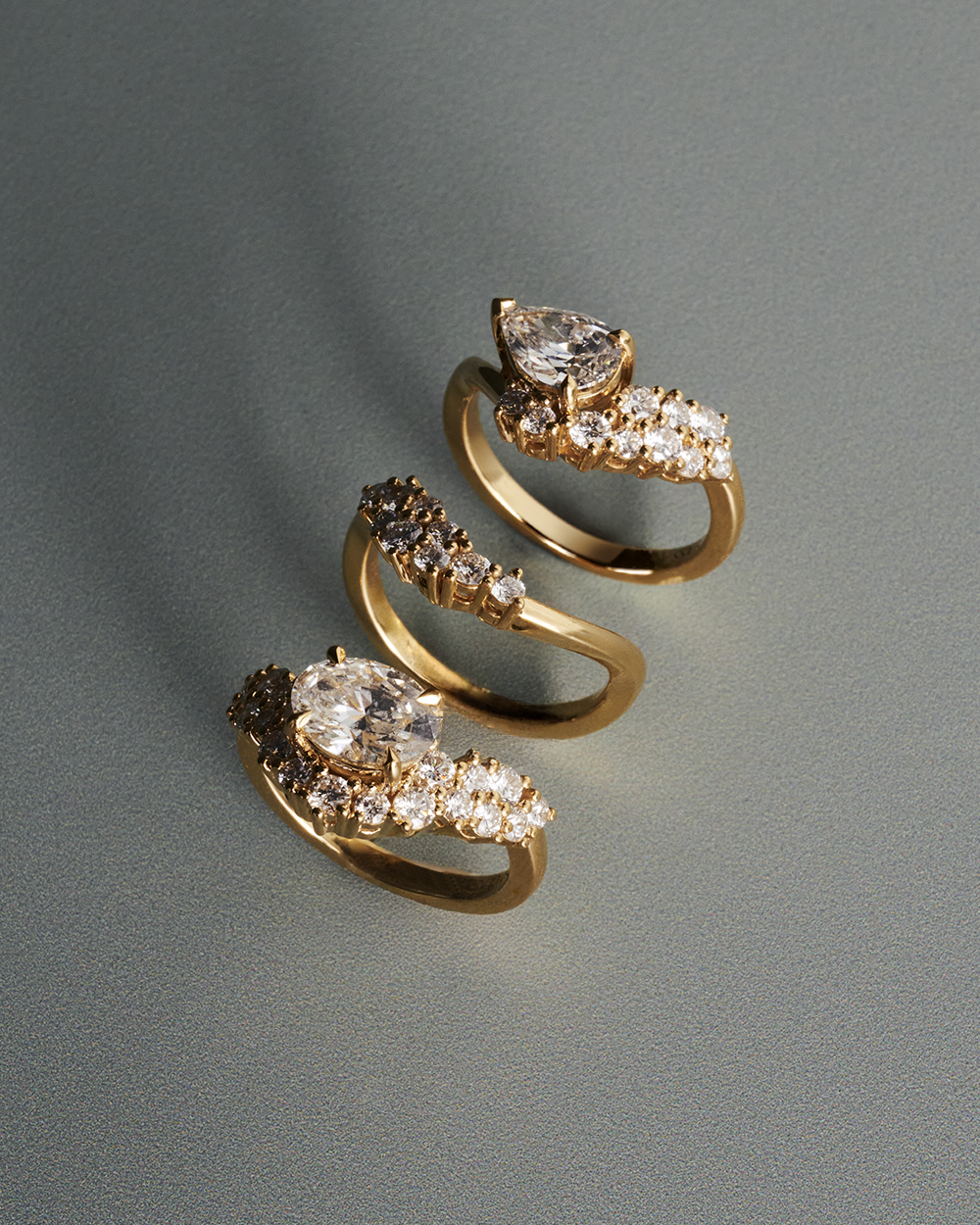 Amelie Curved Band