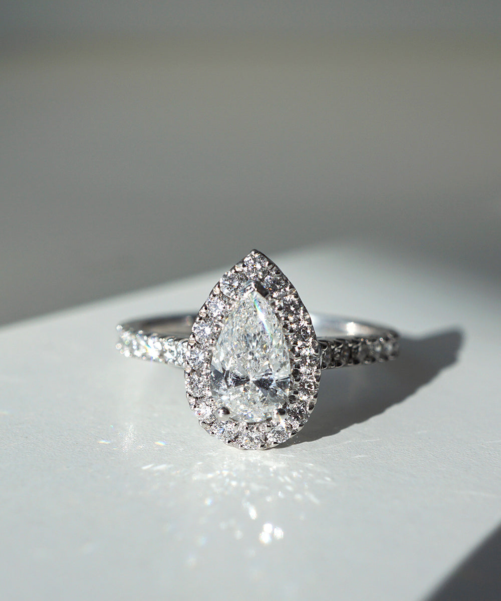 Jesinta | 1.01ct Pear Diamond Halo Engagement Ring