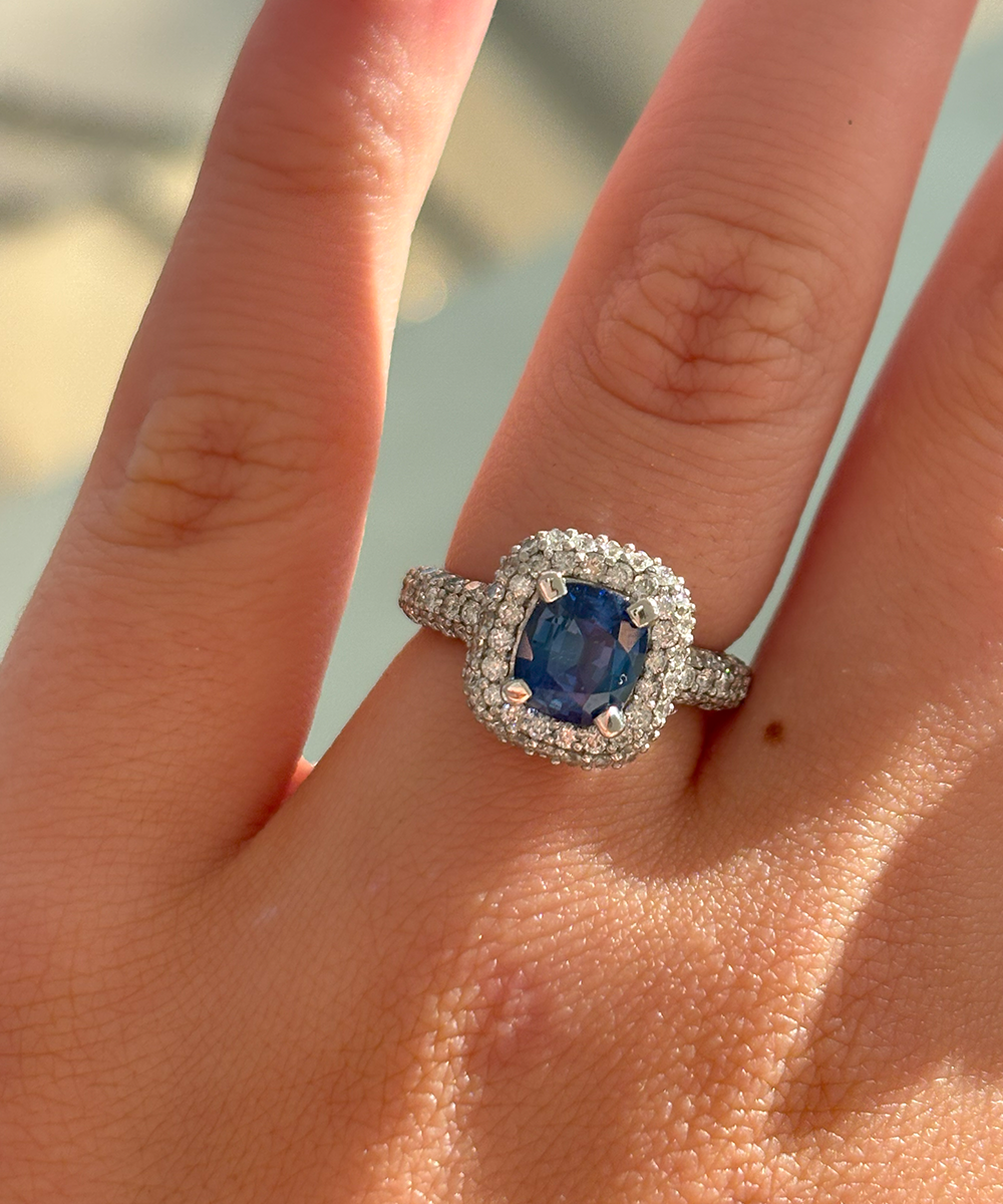 Ceylon Sapphire & Diamond Ring