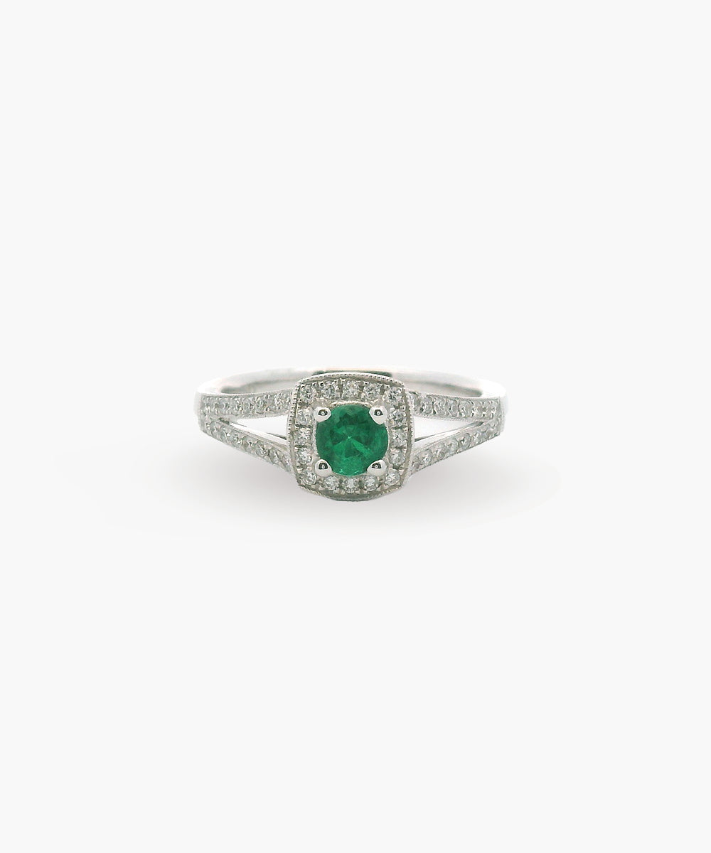 Emerald & Diamond Ring