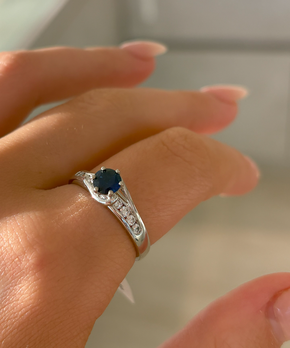 Crossover Sapphire & Diamond Ring