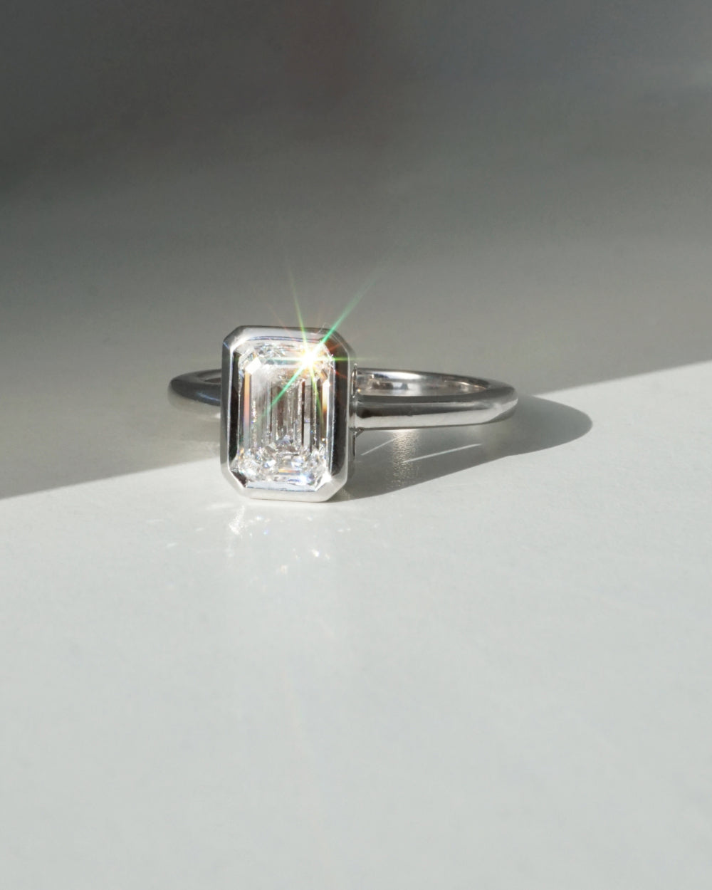 Tayla | 1.50ct Emerald Diamond Bezel Engagement Ring Lab Grown