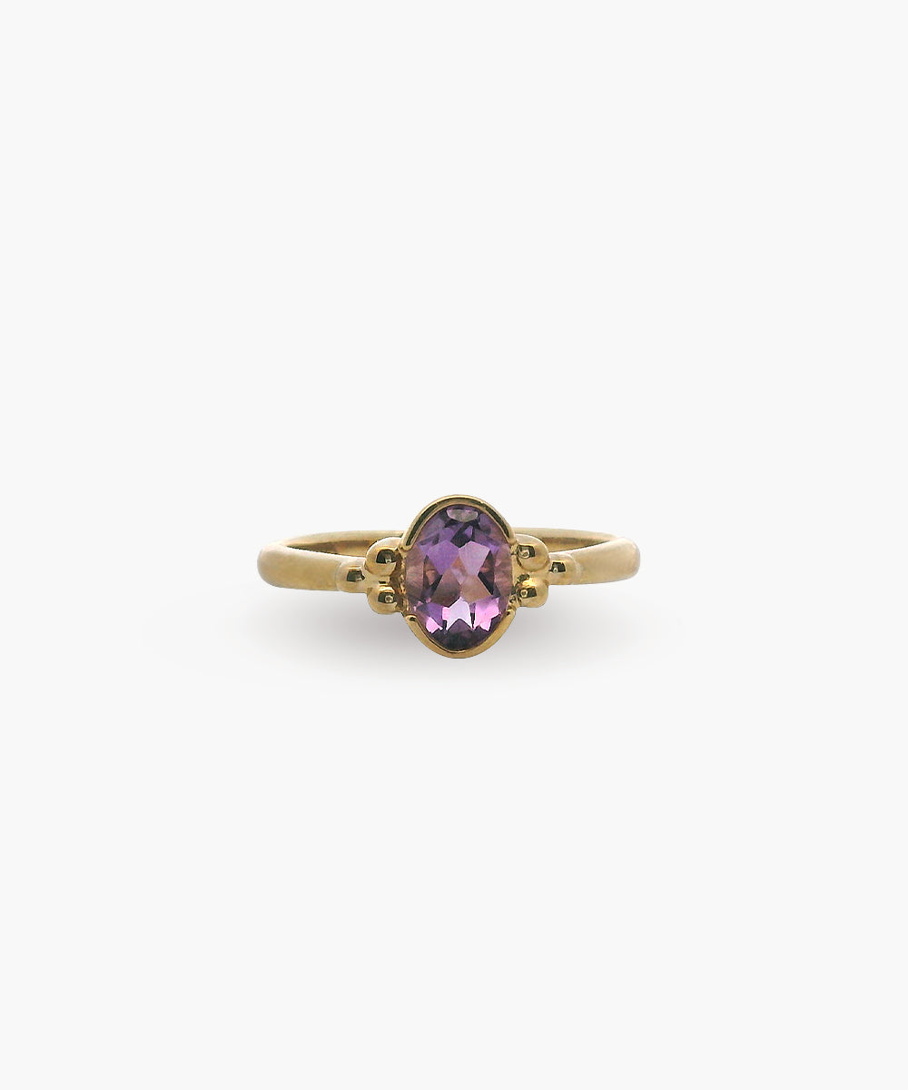 Oval Amethyst Ring