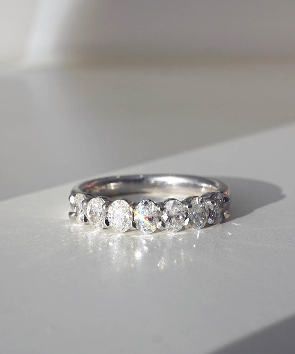 Natalie | Oval Claw Set Diamond Ring