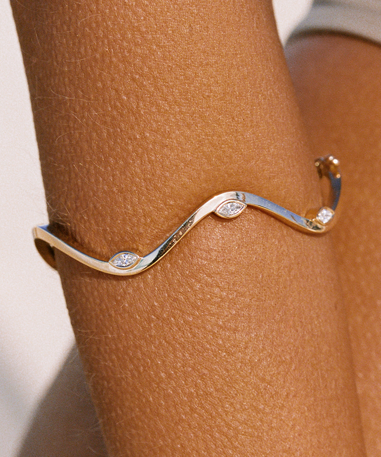 Darya Bangle