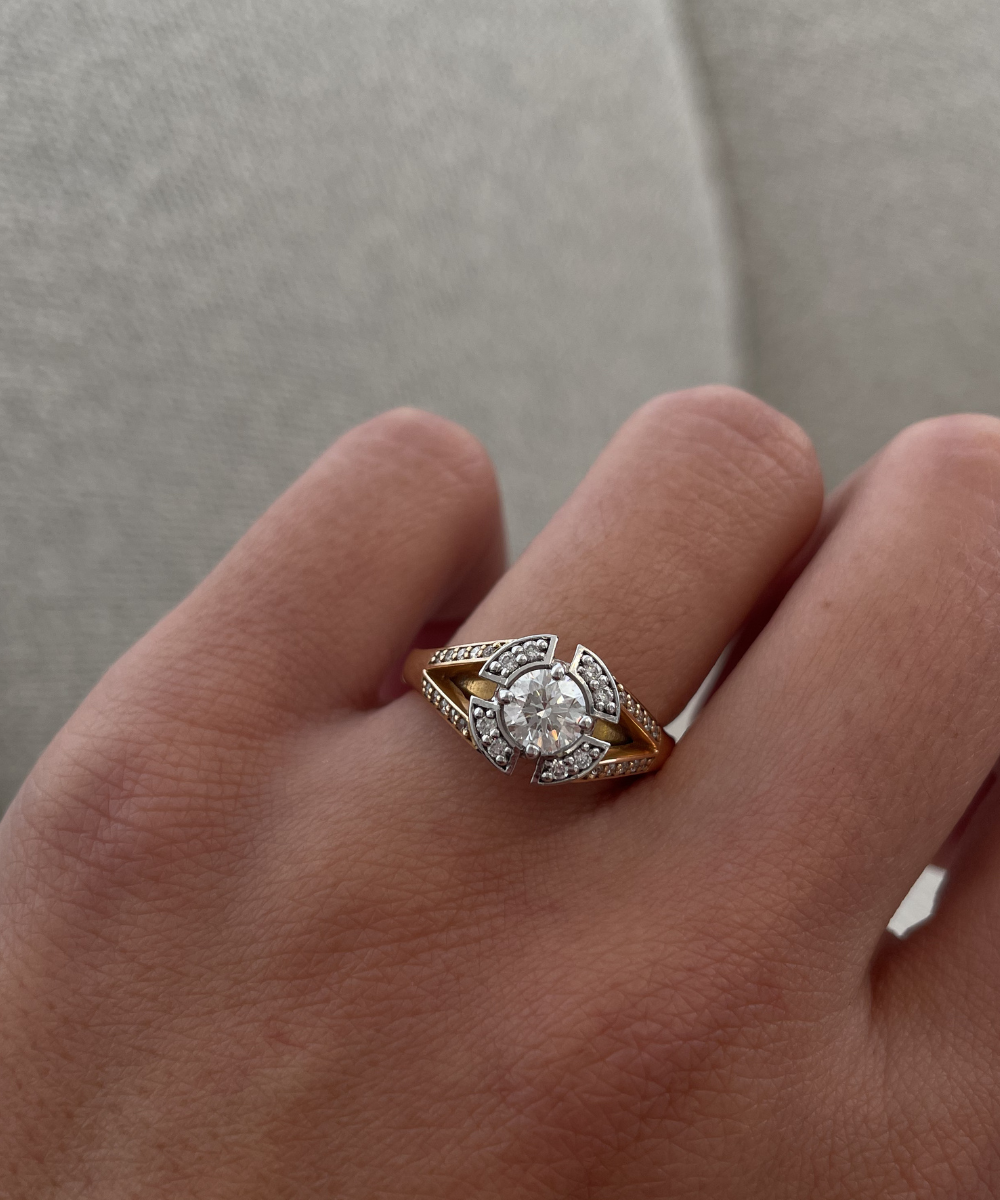 Round Diamond Halo Fancy Ring classajewellers