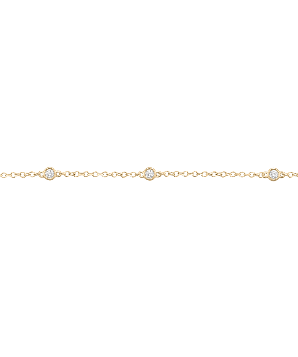 Yellow gold chain bracelet with three natural diamonds
