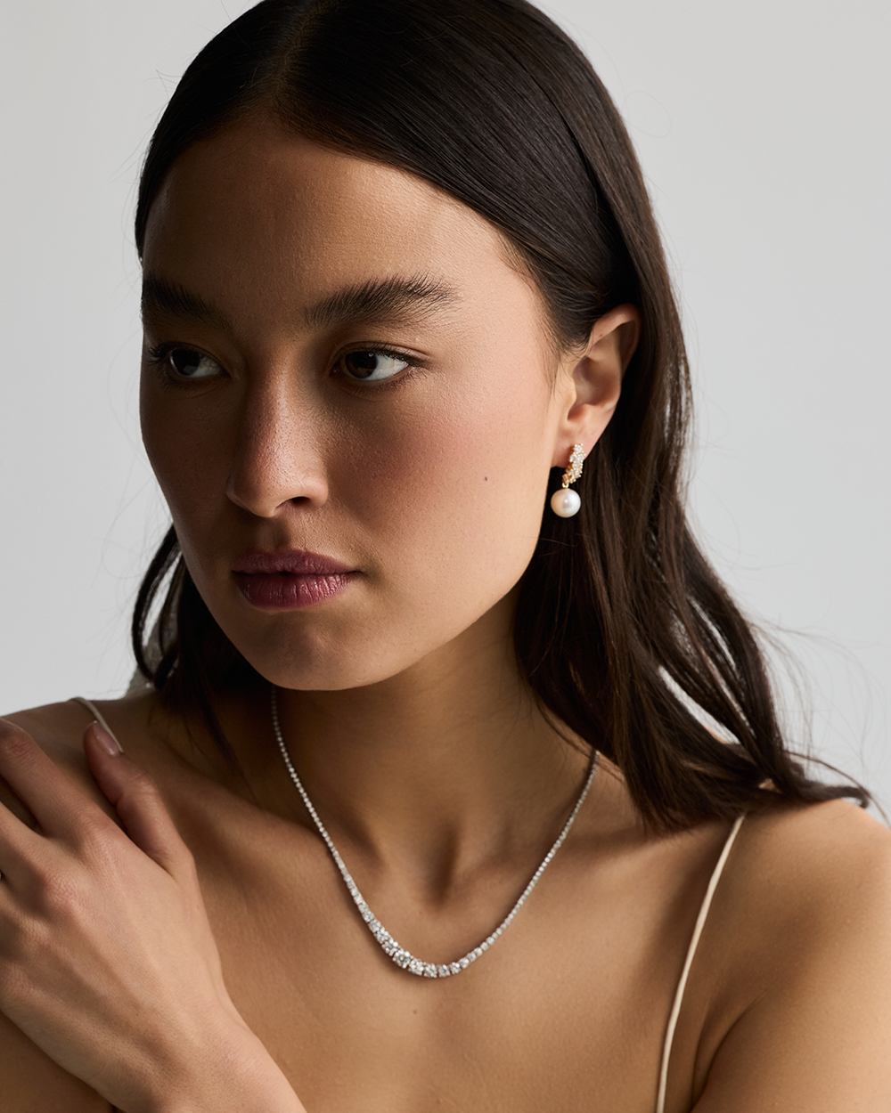 Dorsa Pearl Drop Earrings