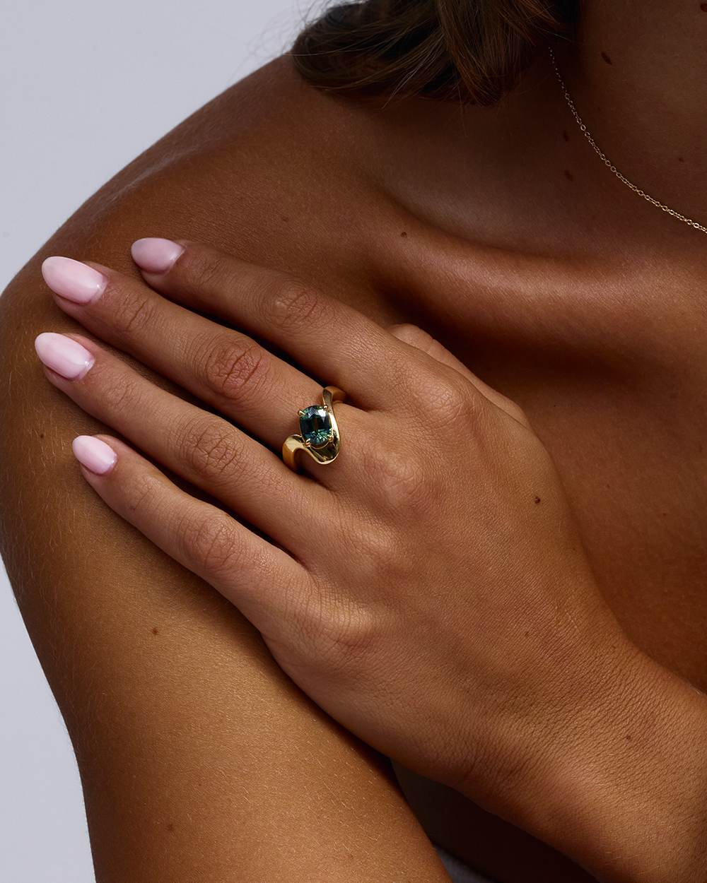 Naia Oval Parti Sapphire Ring classajewellers