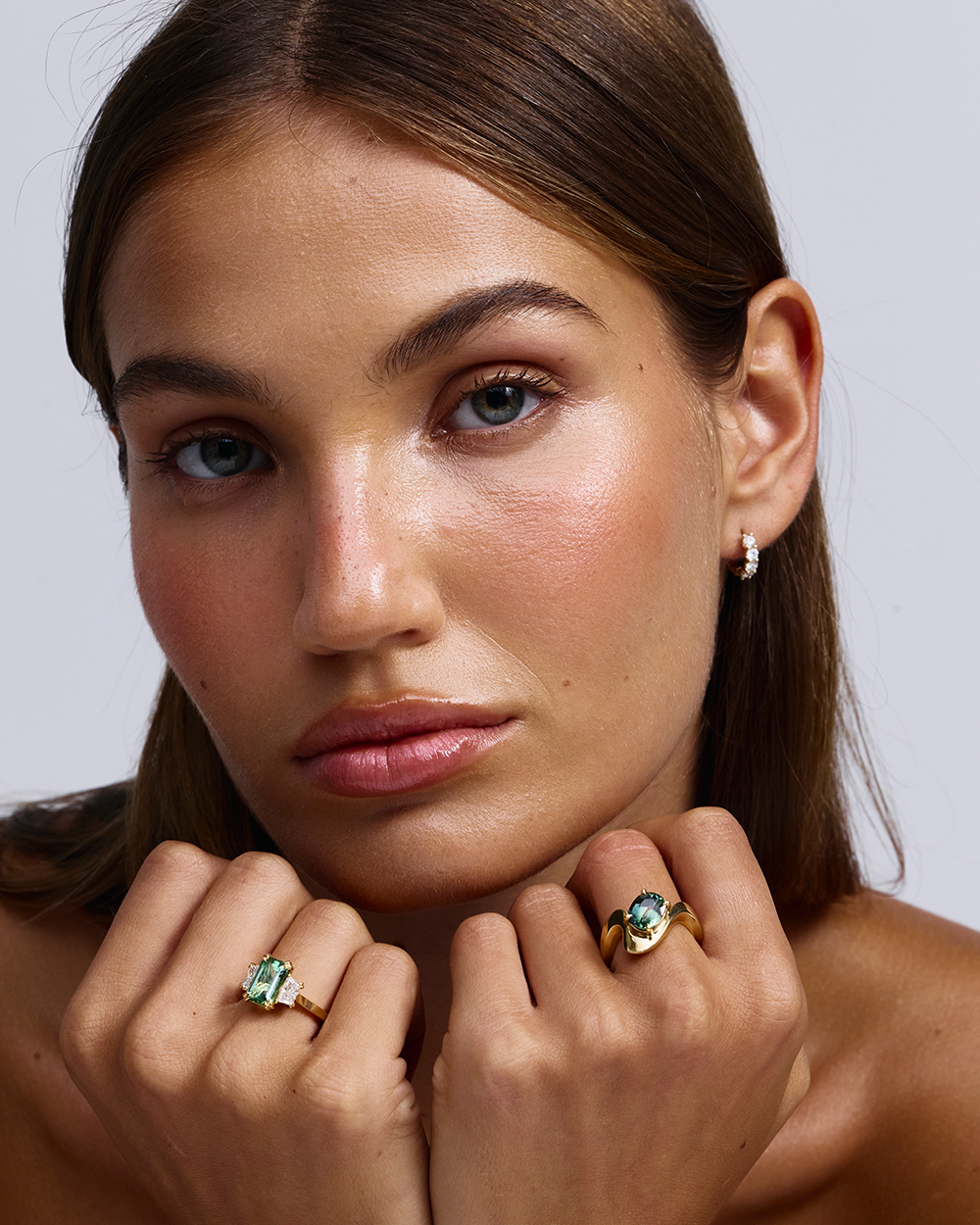 Naia Oval Parti Sapphire Ring classajewellers