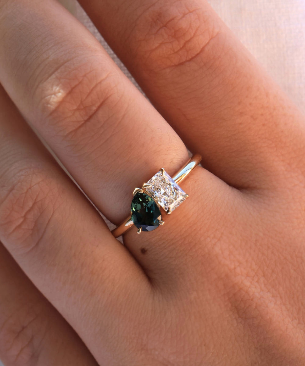 Green Sapphire & Lab Grown Diamond Toi et Moi Ring