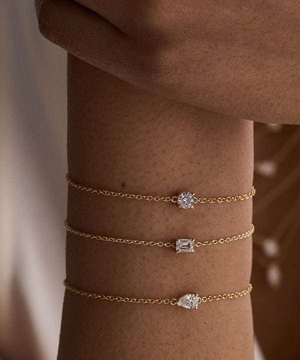 Emerald Solitaire Diamond Bracelet