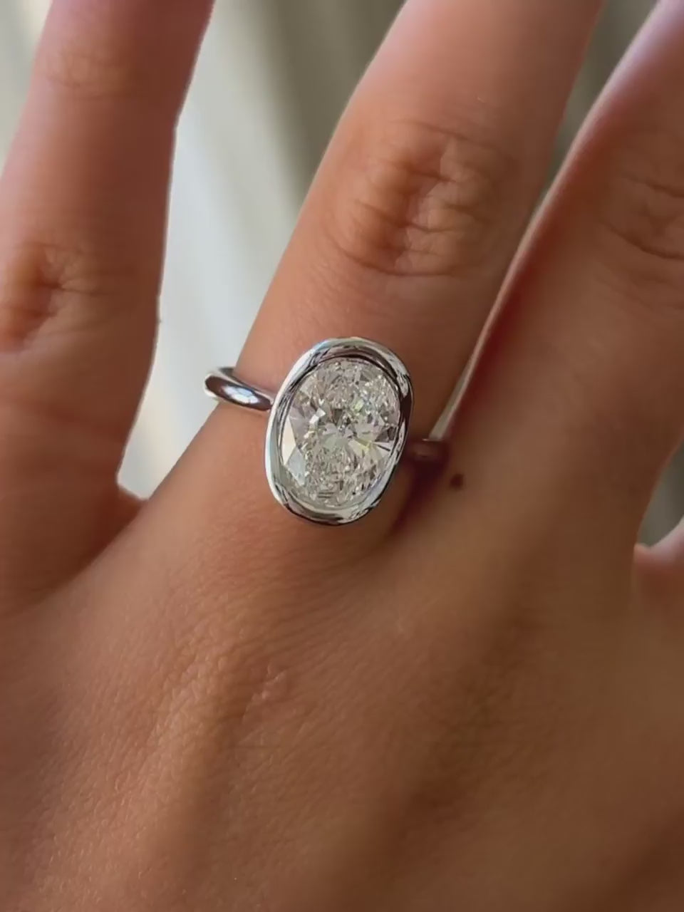 A Zoe appreciation 🤍 We have been absolutely blown away by the love for our new Zoe ring. Now available online and in store in white gold, with our yellow gold Zoe currently on the jewellers bench - returning sooner than you think…